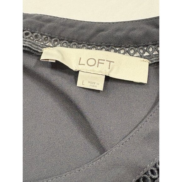 Women’s LOFT Dark Gray Blouse Short Sleeve Size L - Picture 6 of 7